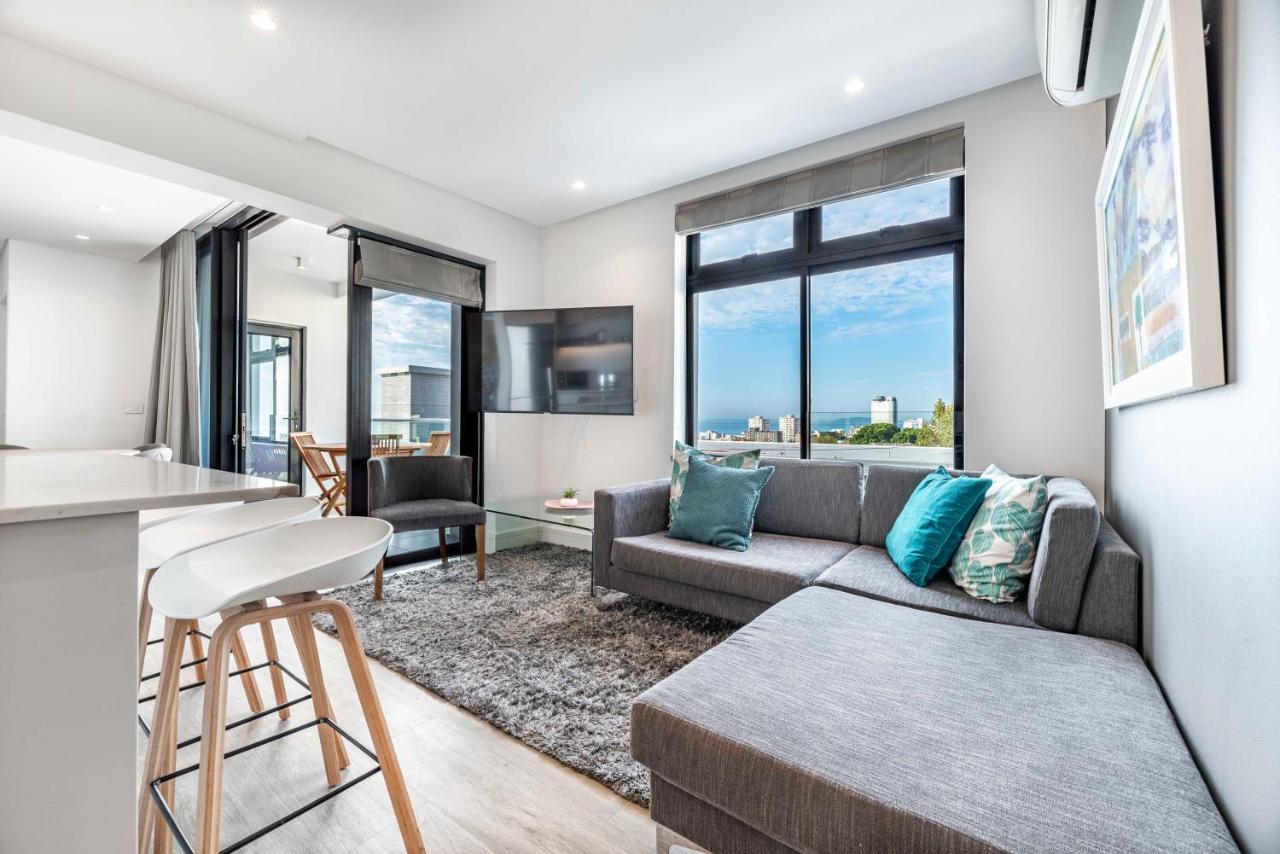 Strand Beach, Magnificent Apartment... Sea Point เคปทาวน์ ภายนอก รูปภาพ