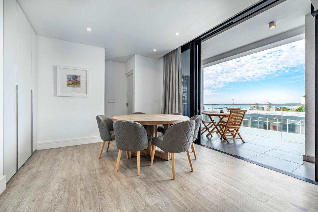 Strand Beach, Magnificent Apartment... Sea Point เคปทาวน์ ภายนอก รูปภาพ