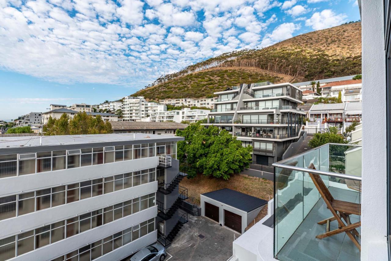 Strand Beach, Magnificent Apartment... Sea Point เคปทาวน์ ภายนอก รูปภาพ